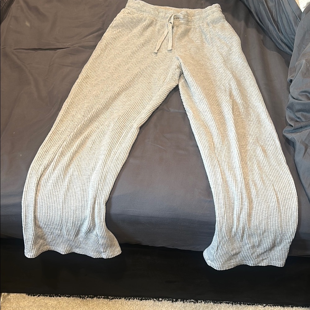 Women’s gray waffle sweat Bottoms